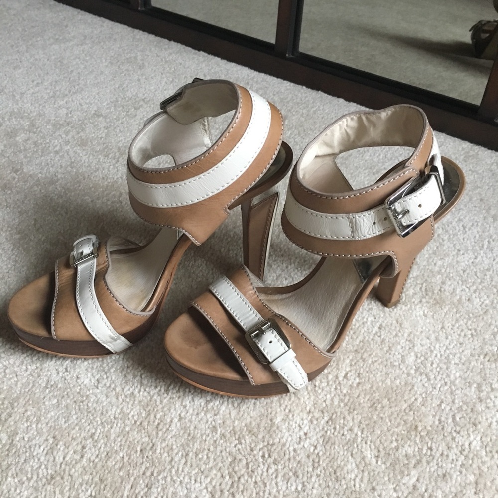 FINAL PRICE. Girls Night Out! Michael Kors Heels